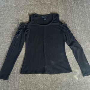 Daytrip Cold Shoulder